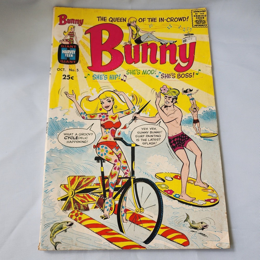 Bunny The Queen of the In-Crowd! Harvey Giant Teen Comic Book‎ October No. 5